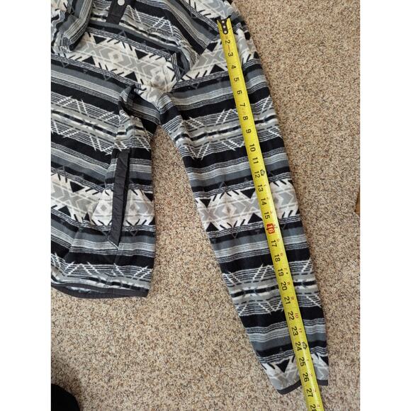 Eddie Bauer Mens XL Pullover Fleece Aztec Stripe Black Grey 1/4 Snap Collar Soft - Picture 6 of 7